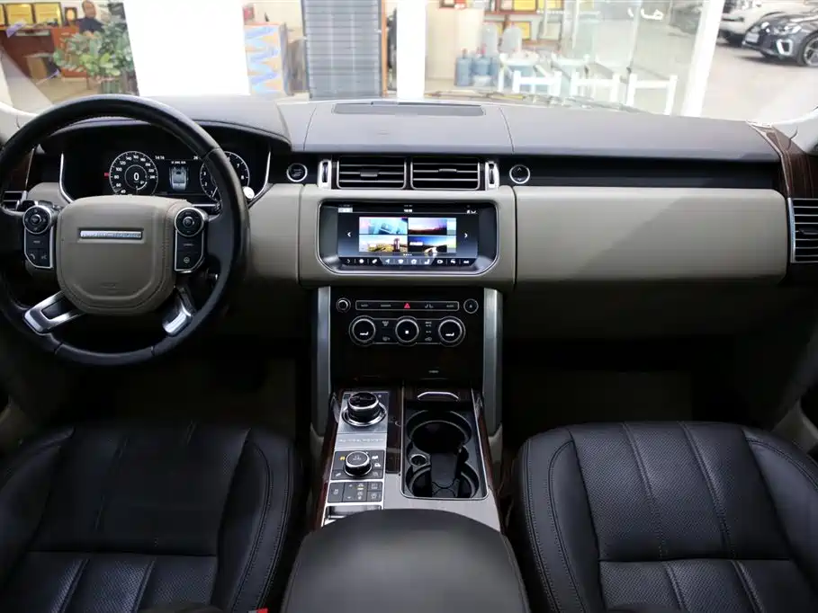 Land Rover Range Rover 2017 3.0 SC V6 Vogue фото 8