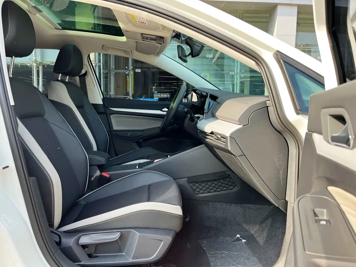 Volkswagen Golf 2021 280TSI DSG Pro фото 12