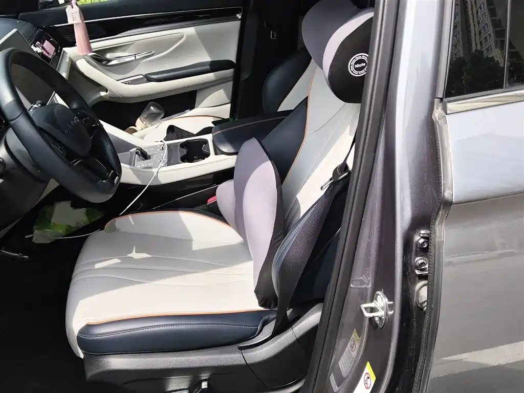BYD Song PLUS PHEV 2024 Glory Edition DM-i 71km Luxury фото 8