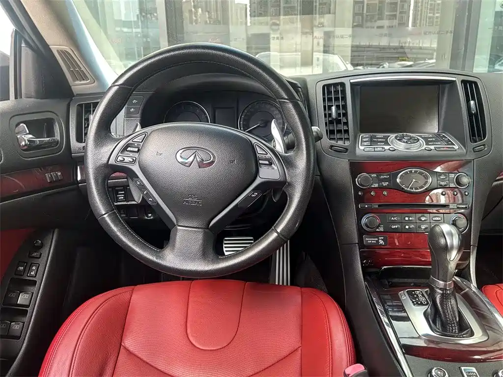 Infiniti G Series 2011 2010 G37 Hardtop Convertible Rosewood Edition