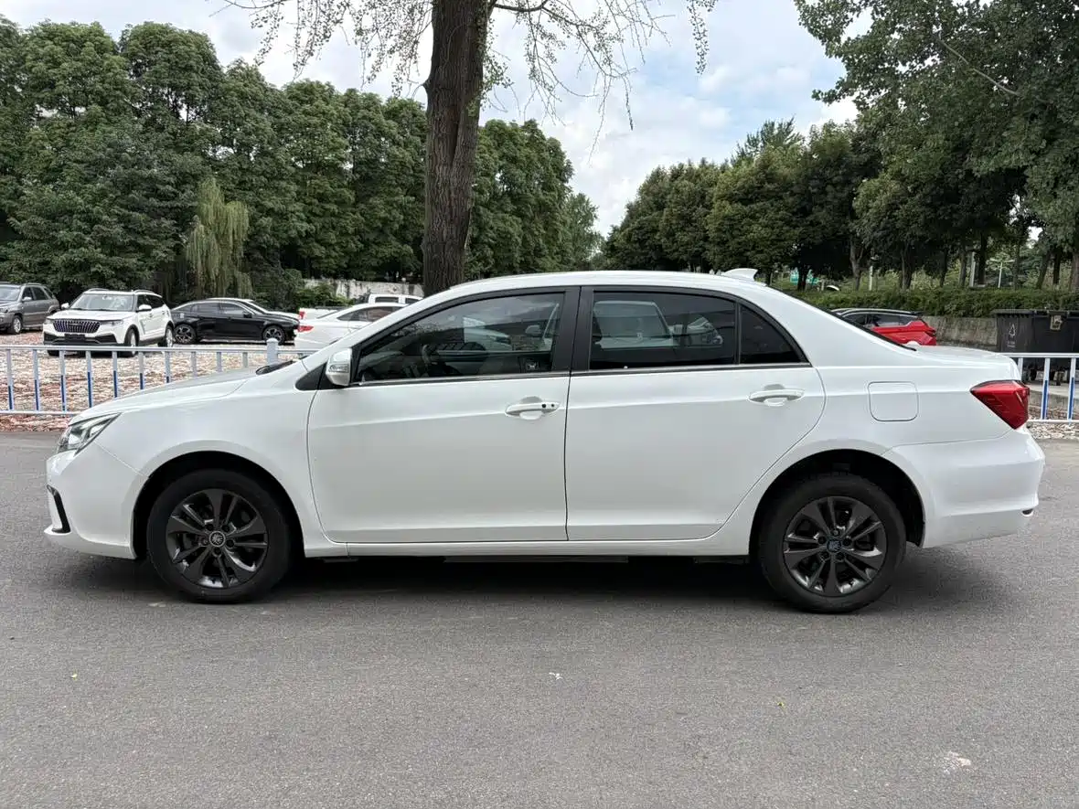 BYD Qin New Energy 2018 2017 1.5T Qin 100