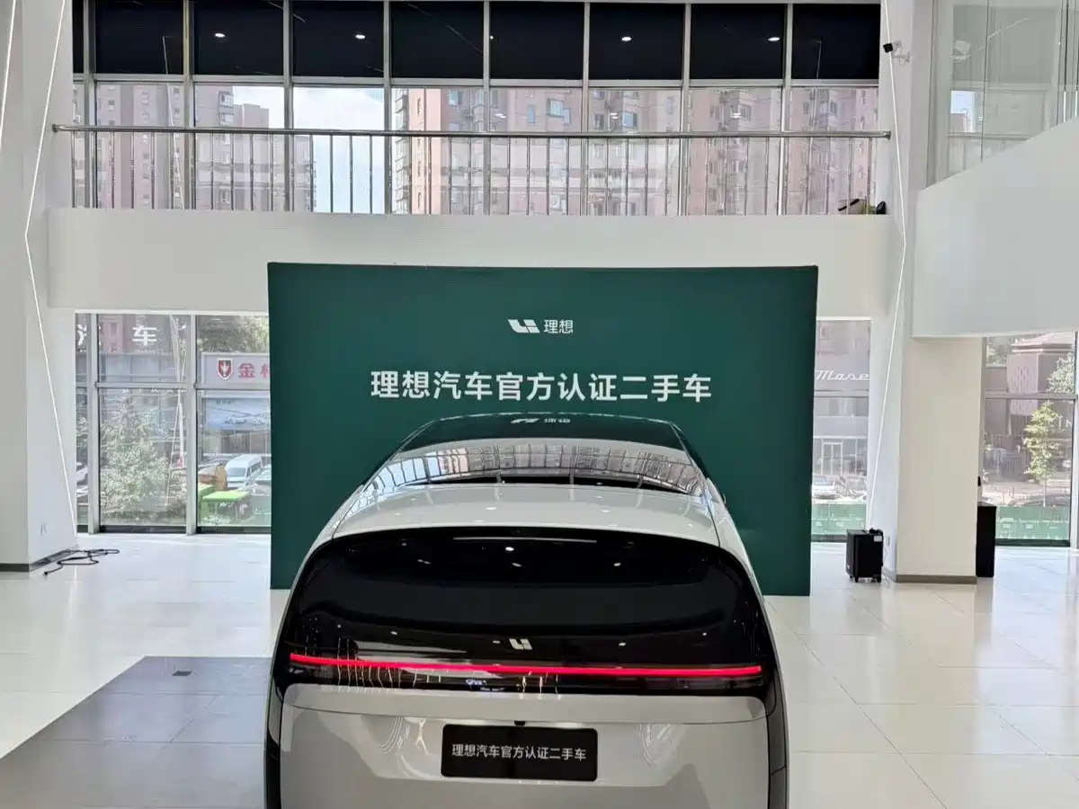 Li Auto MEGA 2024 2024 Ultra