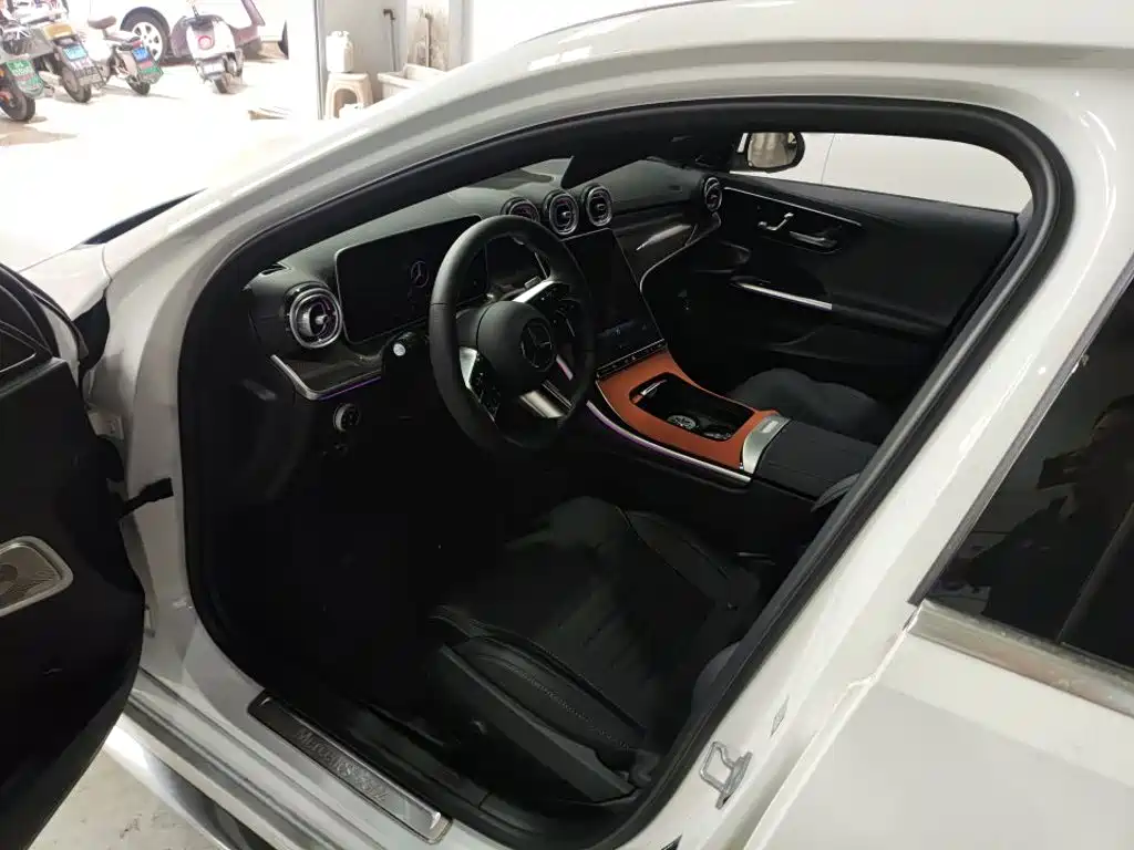 Mercedes-Benz C-Class 2026 2026 C 260 L Sport