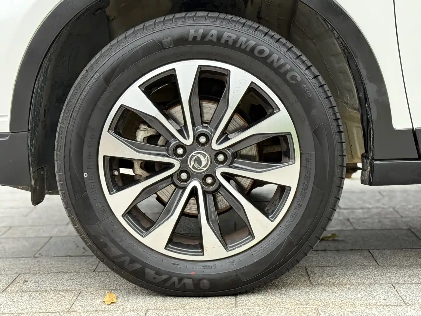 Dongfeng Fengdu MX5 2017 2016 2.0L Automatic Flagship Edition
