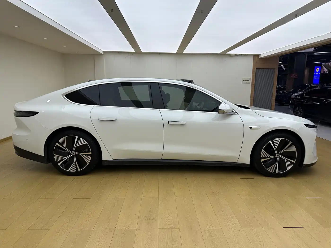 NIO ET7 2024 2024 75kWh Executive Edition
