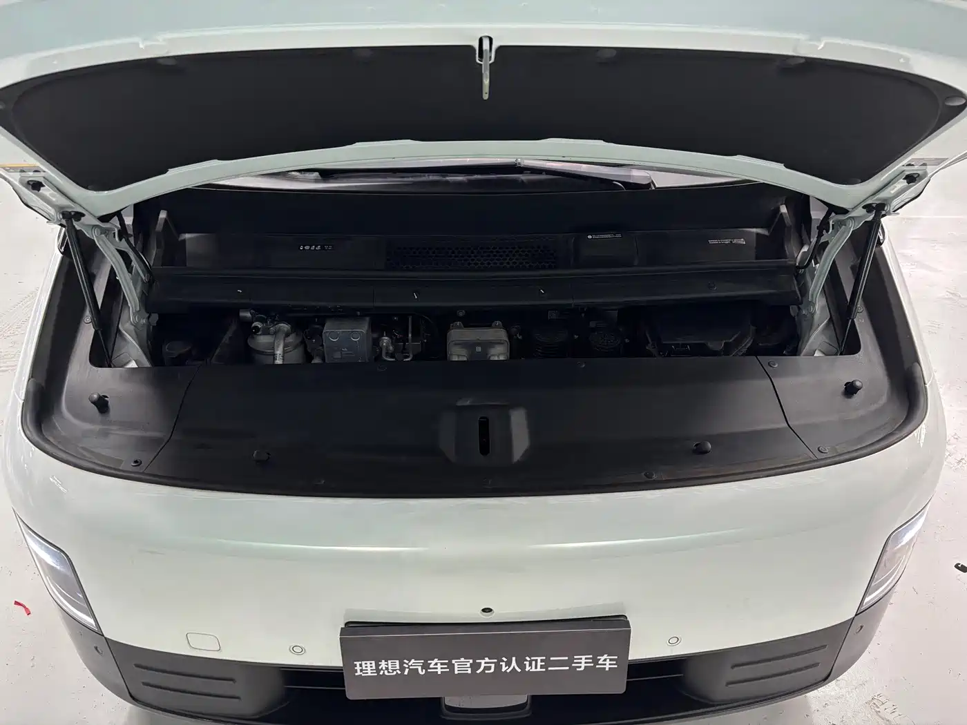Li Auto MEGA 2024 2024 Ultra