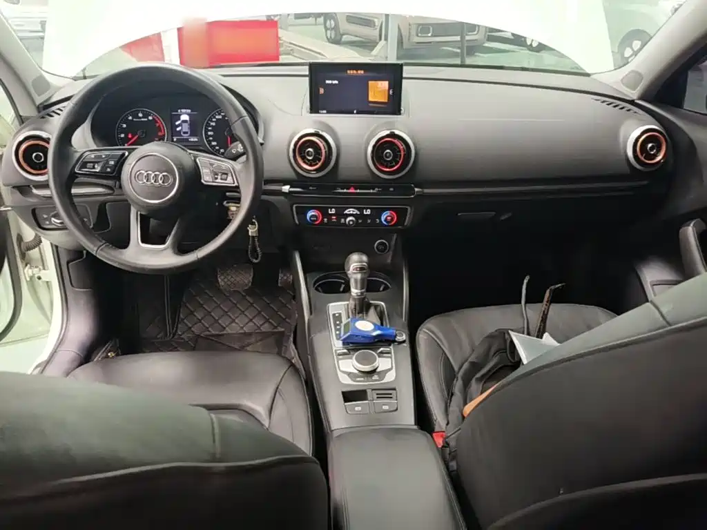 Фото 10 - Audi A3