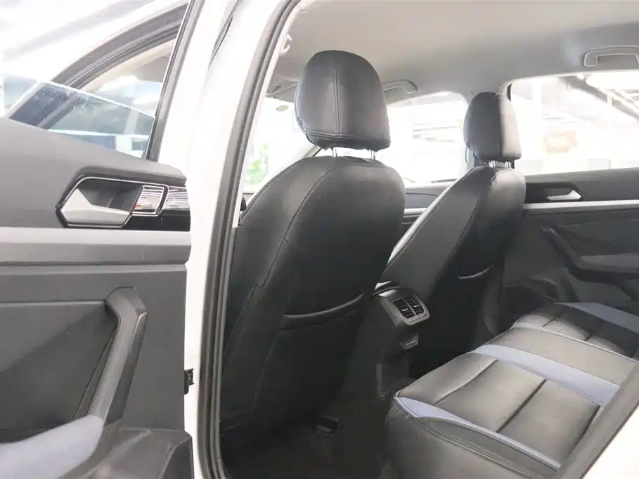 Volkswagen Lavida 2024 Model 1.5L Automatic Delight Edition фото 15