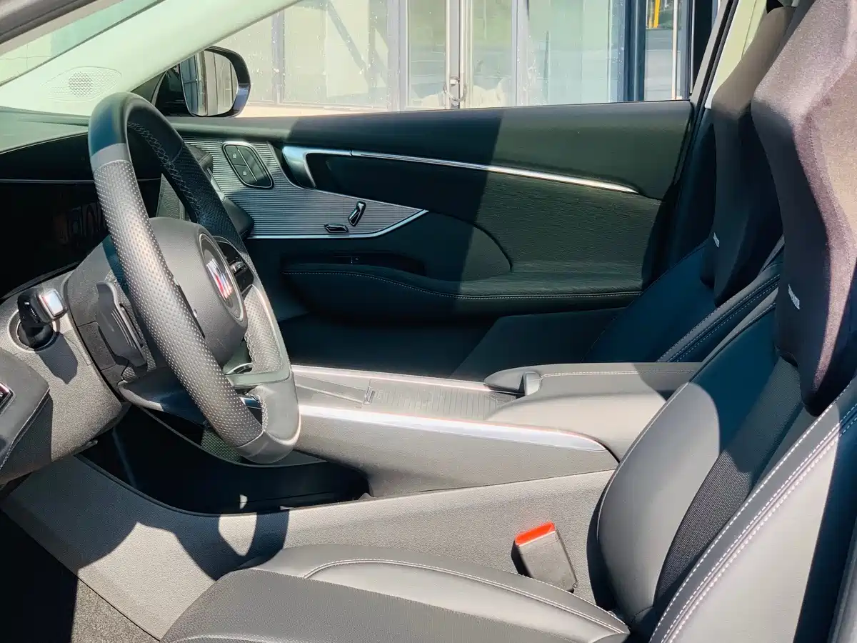 Buick LaCrosse 2025 2025 Model 28T Platinum Edition