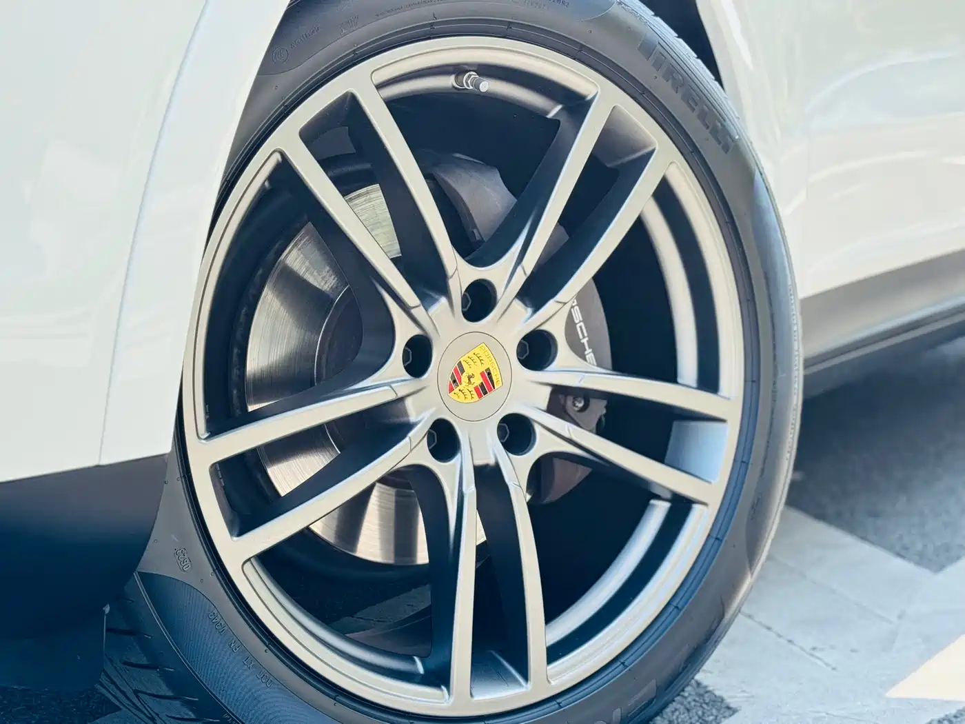 PORSCHE CAYENNE