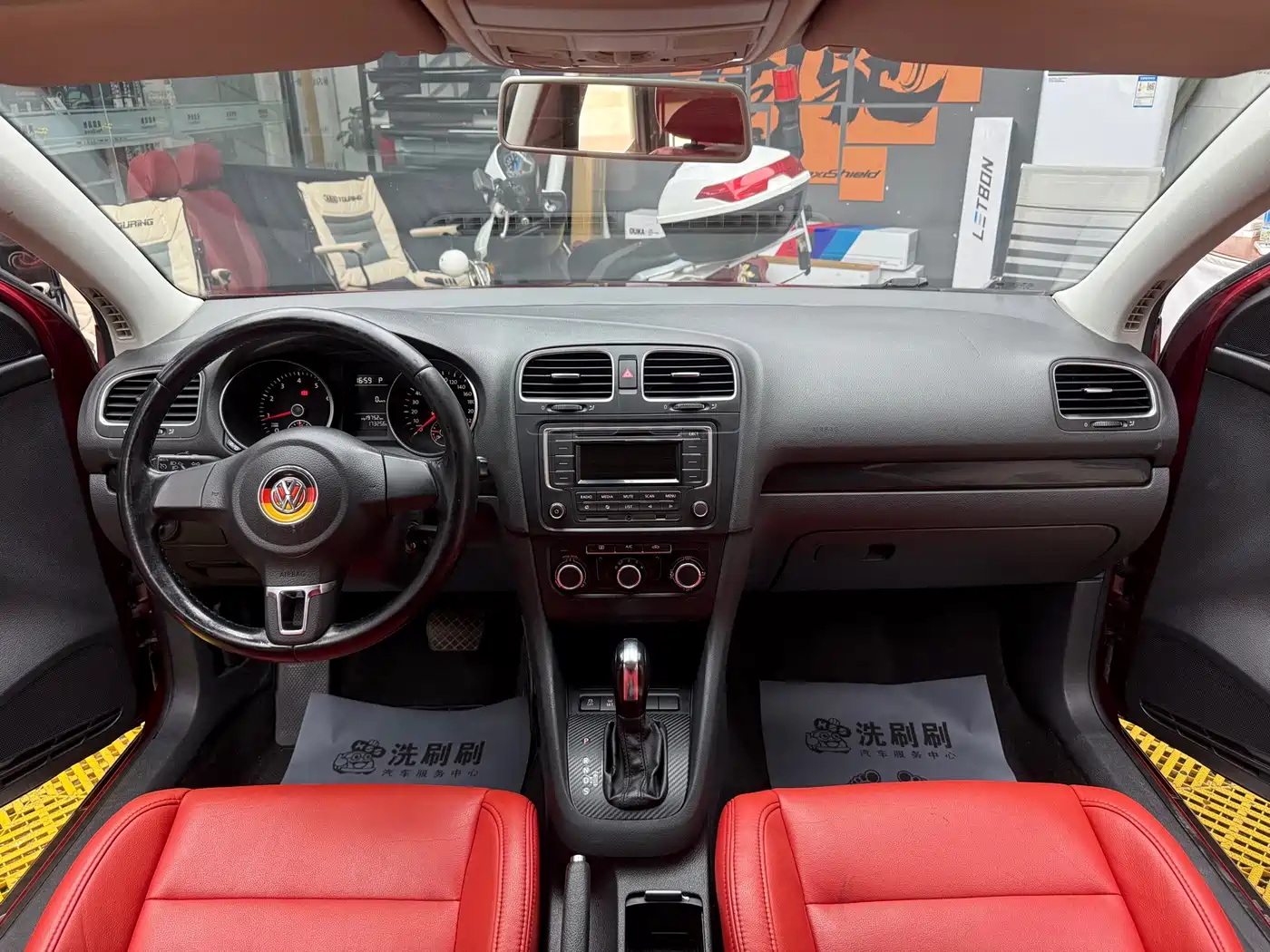 Фото 5 - Volkswagen Golf