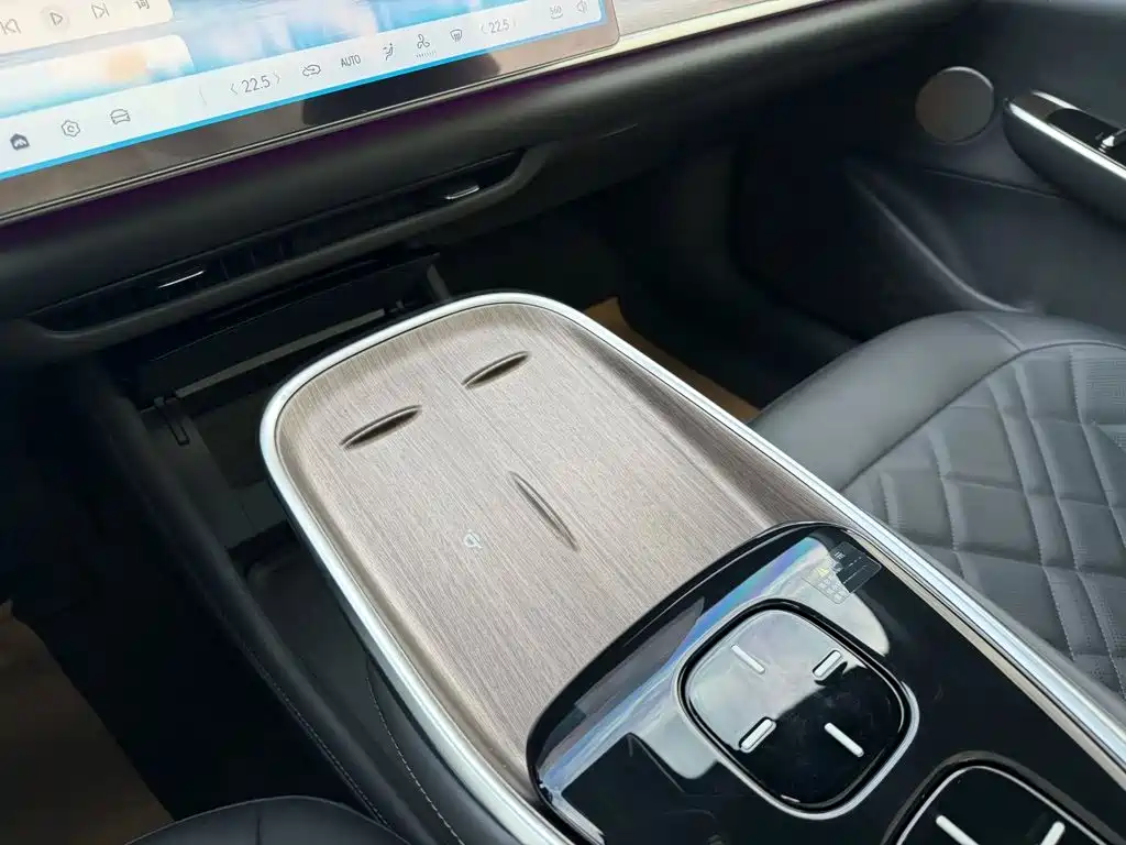صورة 7 - Changan Qiyuan A07