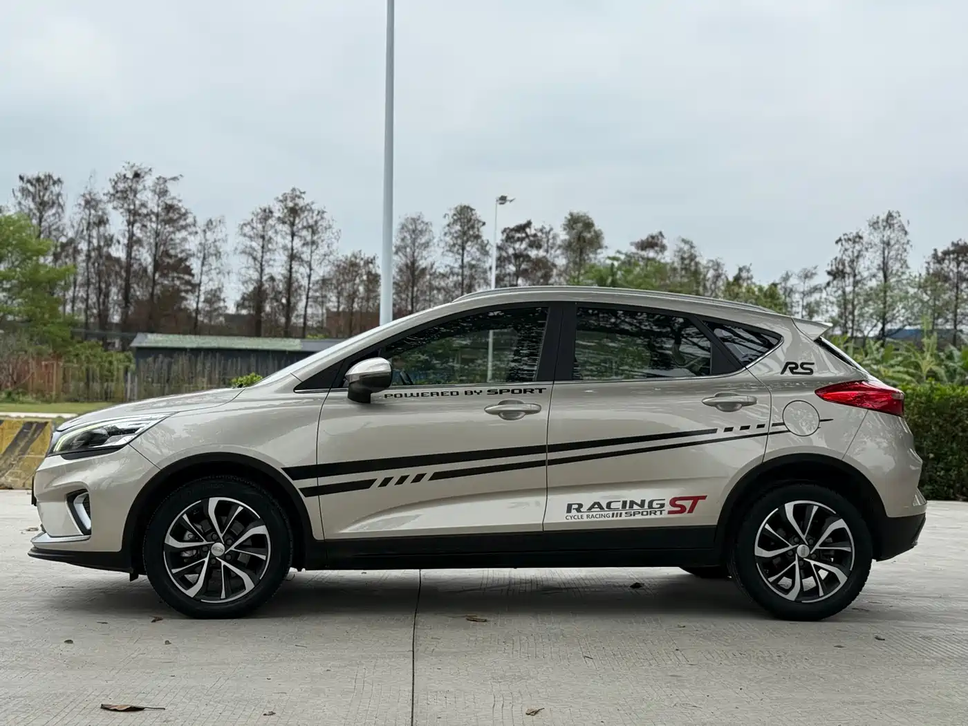 GEELY AUTOMOBILE EMGRAND GS