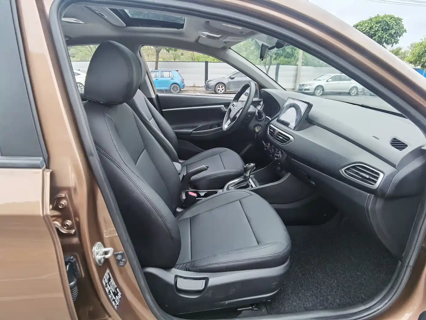 Hyundai Elantra 2018 1.6L Automatic Value Edition GLS China VI фото 6