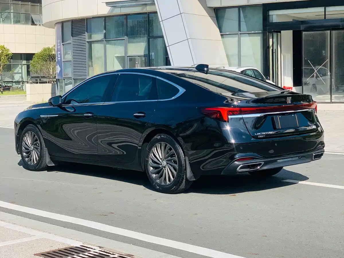 Buick LaCrosse 2025 2025 Model 28T Platinum Edition