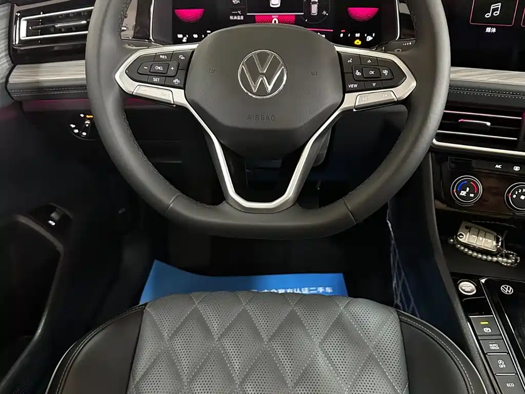 Volkswagen Sagitar 2025 300TSI DSG Surpass Edition фото 19