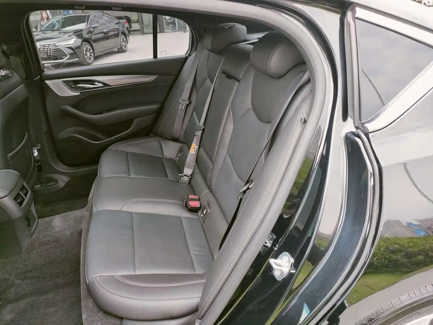 Cadillac CT5 2024 2023 28T Luxury Style (Standard Edition)