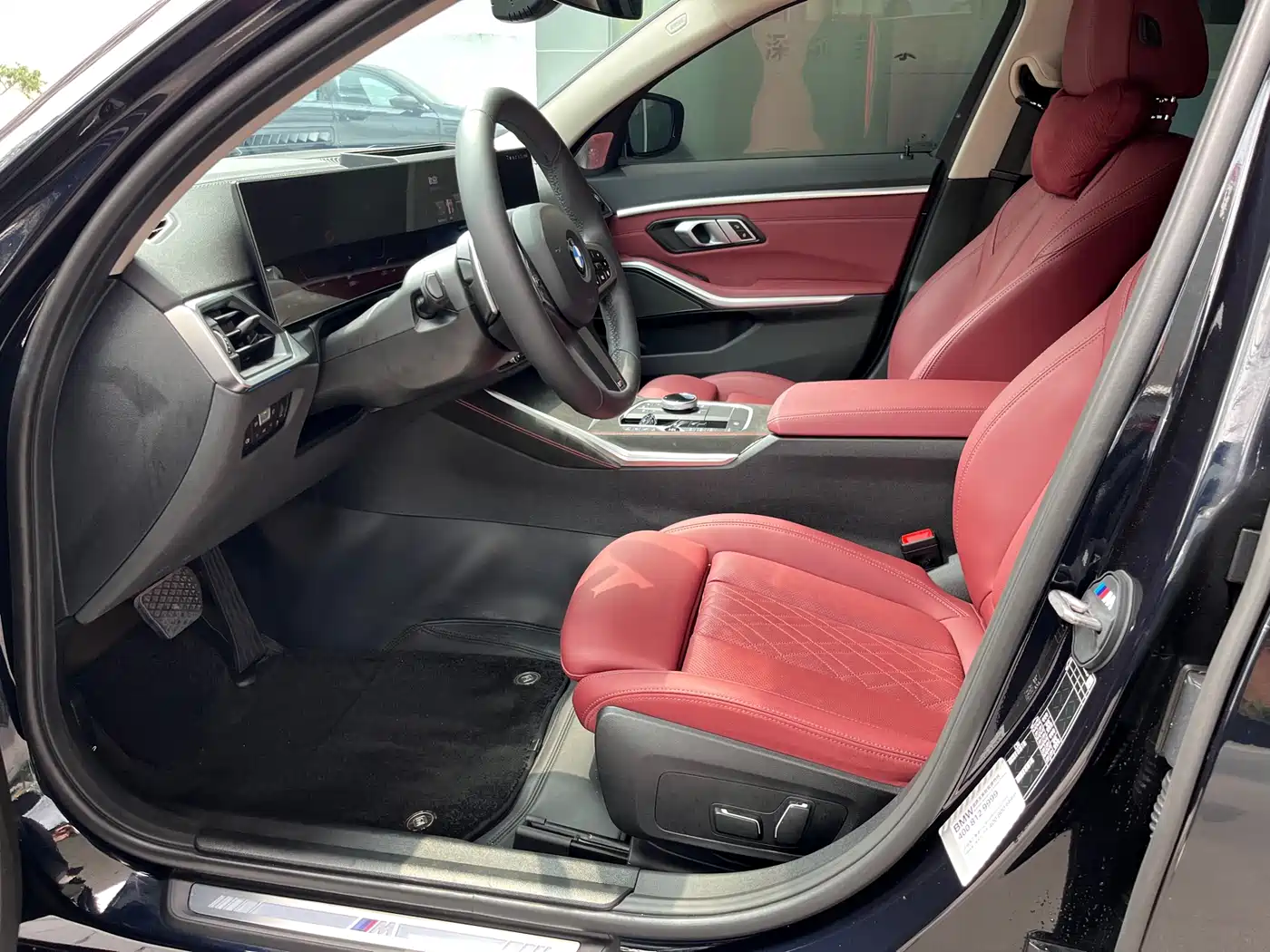 BMW 3 Series 2024 325Li M Sport Shadowline Package фото 5