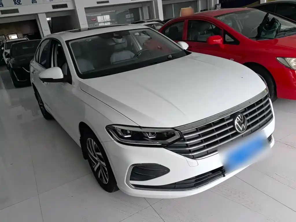 Фото 4 - Volkswagen Lavida