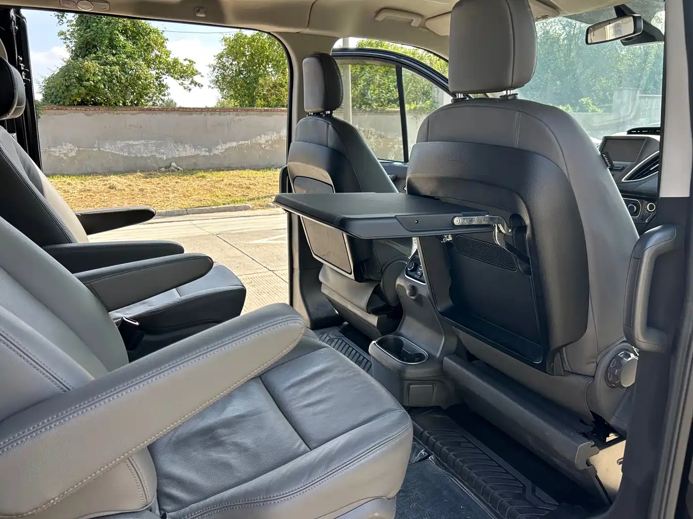 Ford Tourneo 2020 2020 2.0T Auto Jingrui Edition China VI