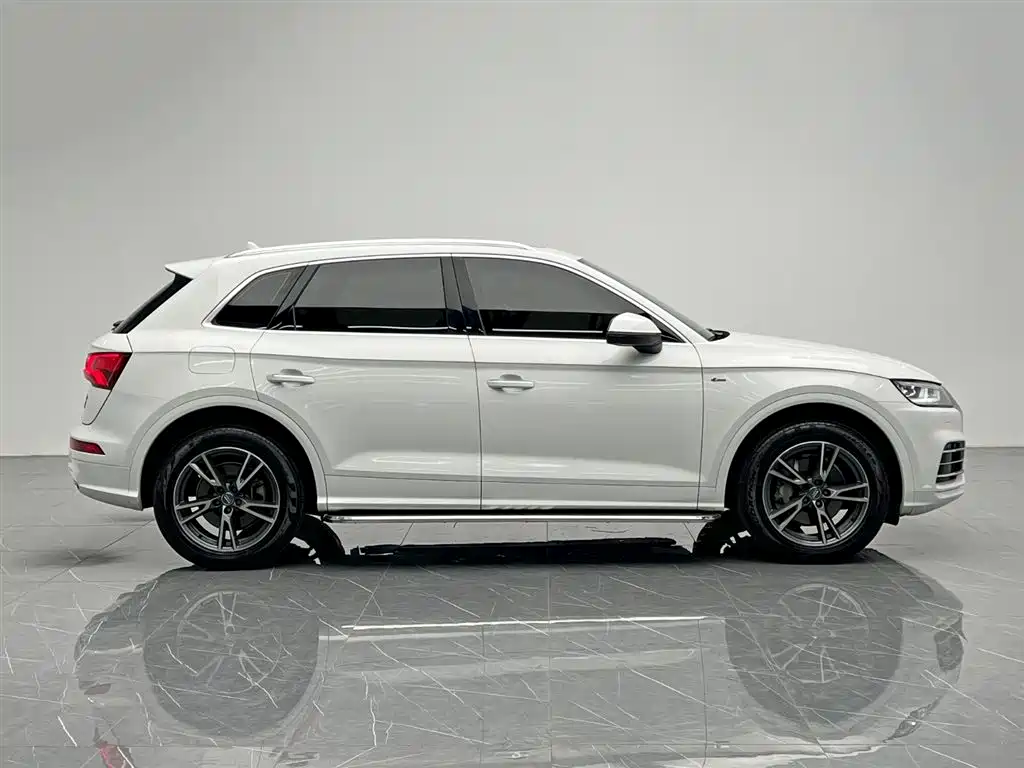 Audi Q5L 2018 40 TFSI Prestige Fashion (China V) фото 7