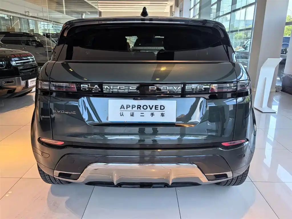 Land Rover Range Rover Evoque 2025 2024 Range Rover Evoque L 249PS Light Master Edition