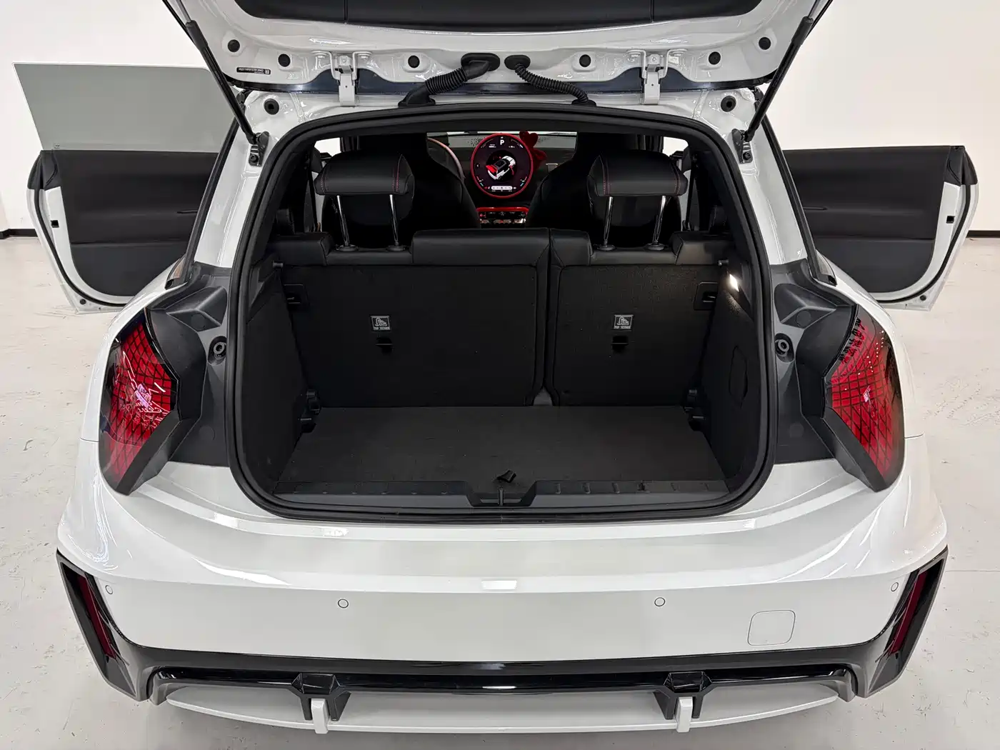 MINI Electric MINI JCW 2025 JOHN COOPER WORKS фото 14