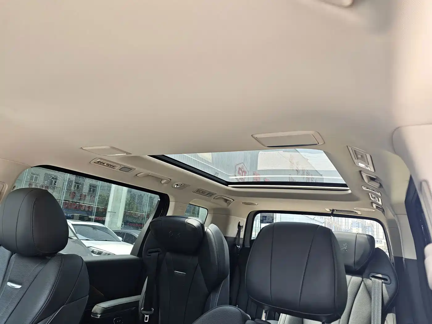 Hongqi HQ9 PHEV 2024 2024 Model 2.0T AWD Luxury Edition