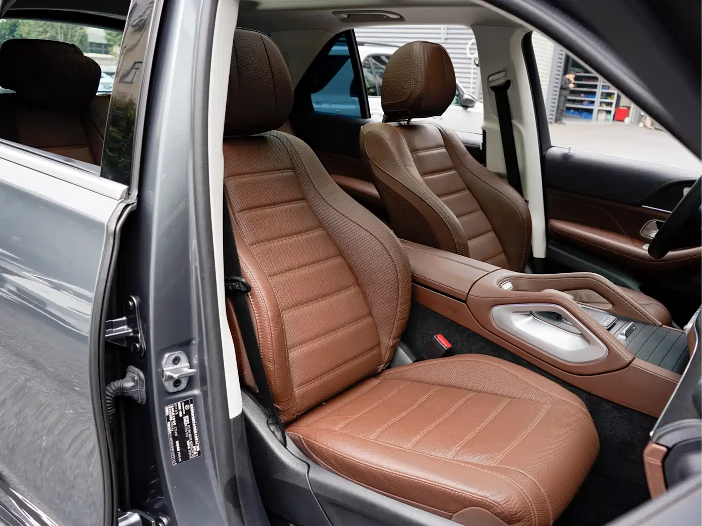 Mercedes-Benz GLE 2024 GLE 450 4MATIC Luxury фото 18