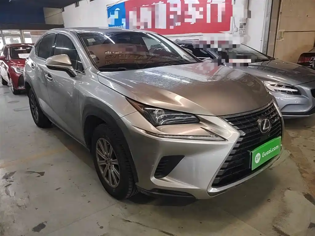 Lexus NX 2017 200 FWD Sharp Edition фото 4
