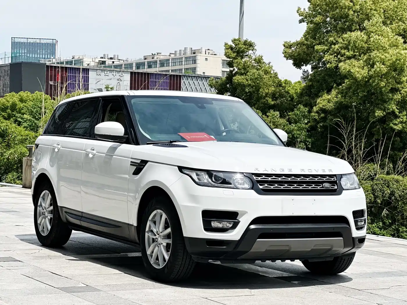 Land Rover Range Rover Sport 2016 3.0 SDV6 HSE фото 3