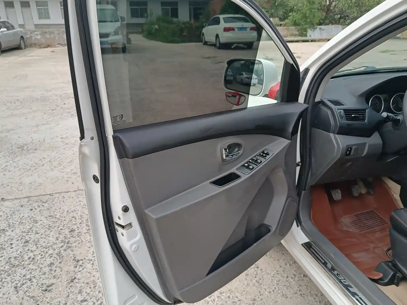 Jinbei Zhishang S30 2015 2014 1.5L Manual Luxury Type
