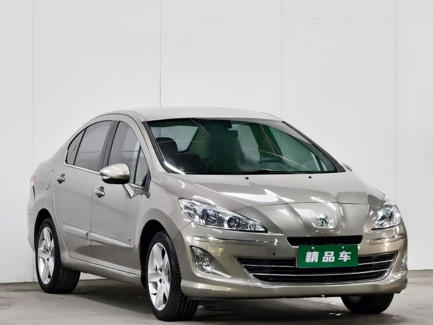 Peugeot 408 2013 1.6L Manual Comfort Edition фото 3