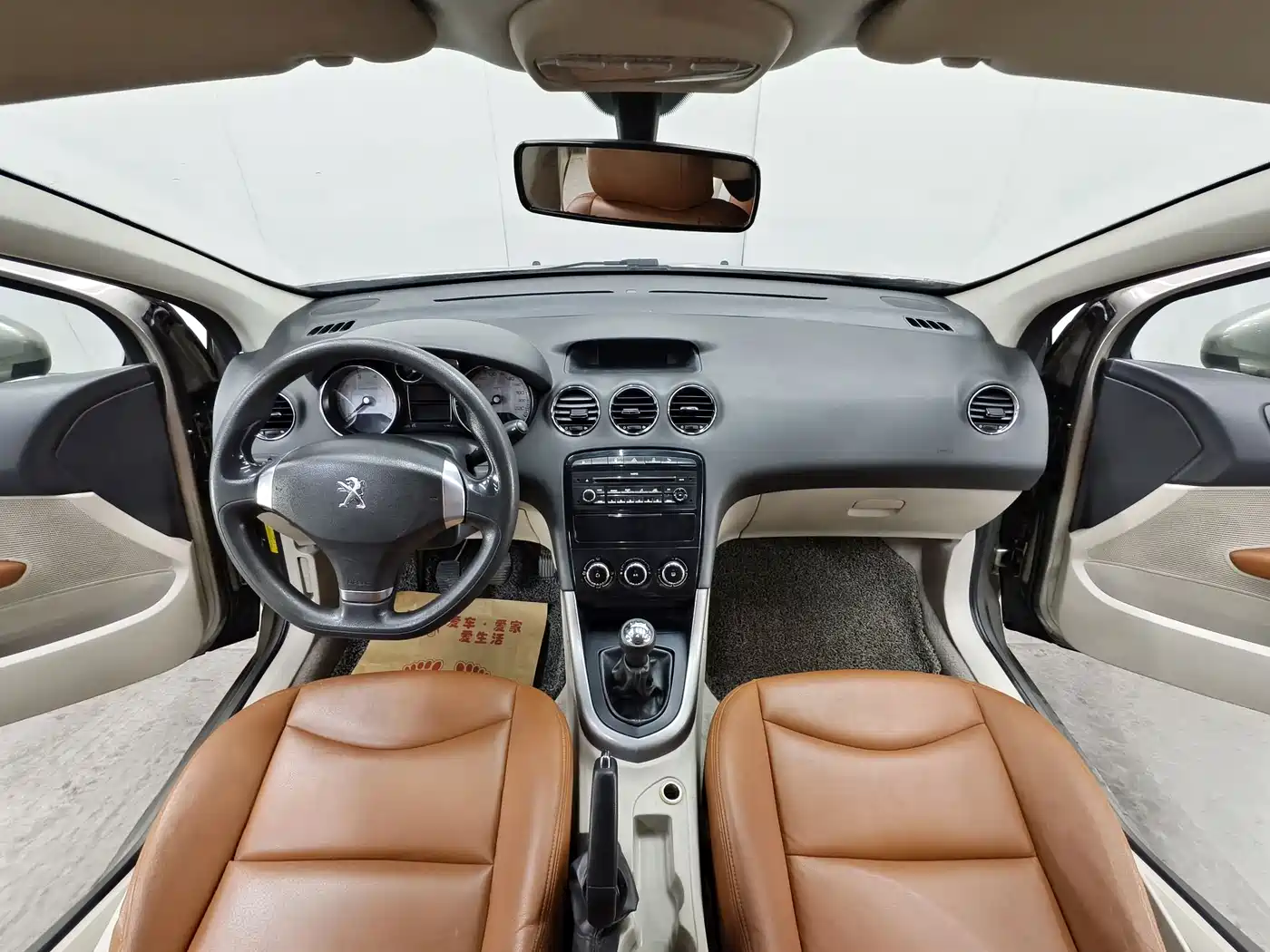 Peugeot 408 2013 1.6L Manual Comfort Edition фото 9