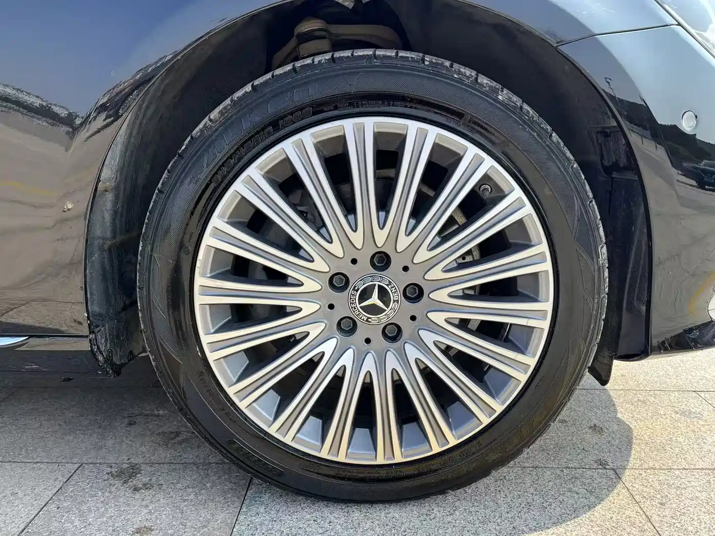 Mercedes-Benz E-Class 2022 Second Facelift E 300 L Luxury фото 9