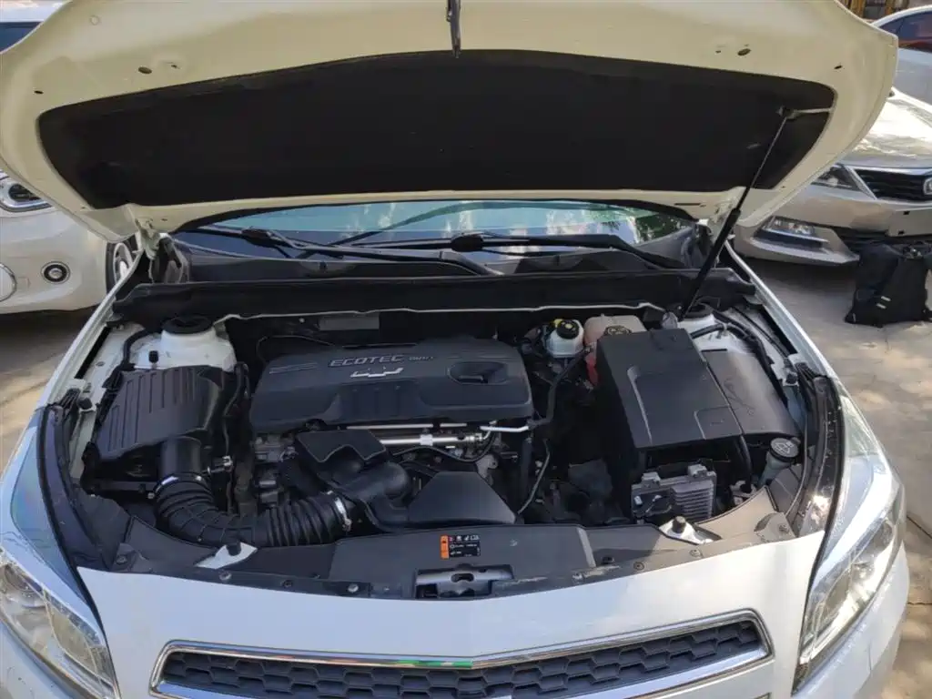 Chevrolet Malibu 2014 2.0L Automatic Luxury фото 20