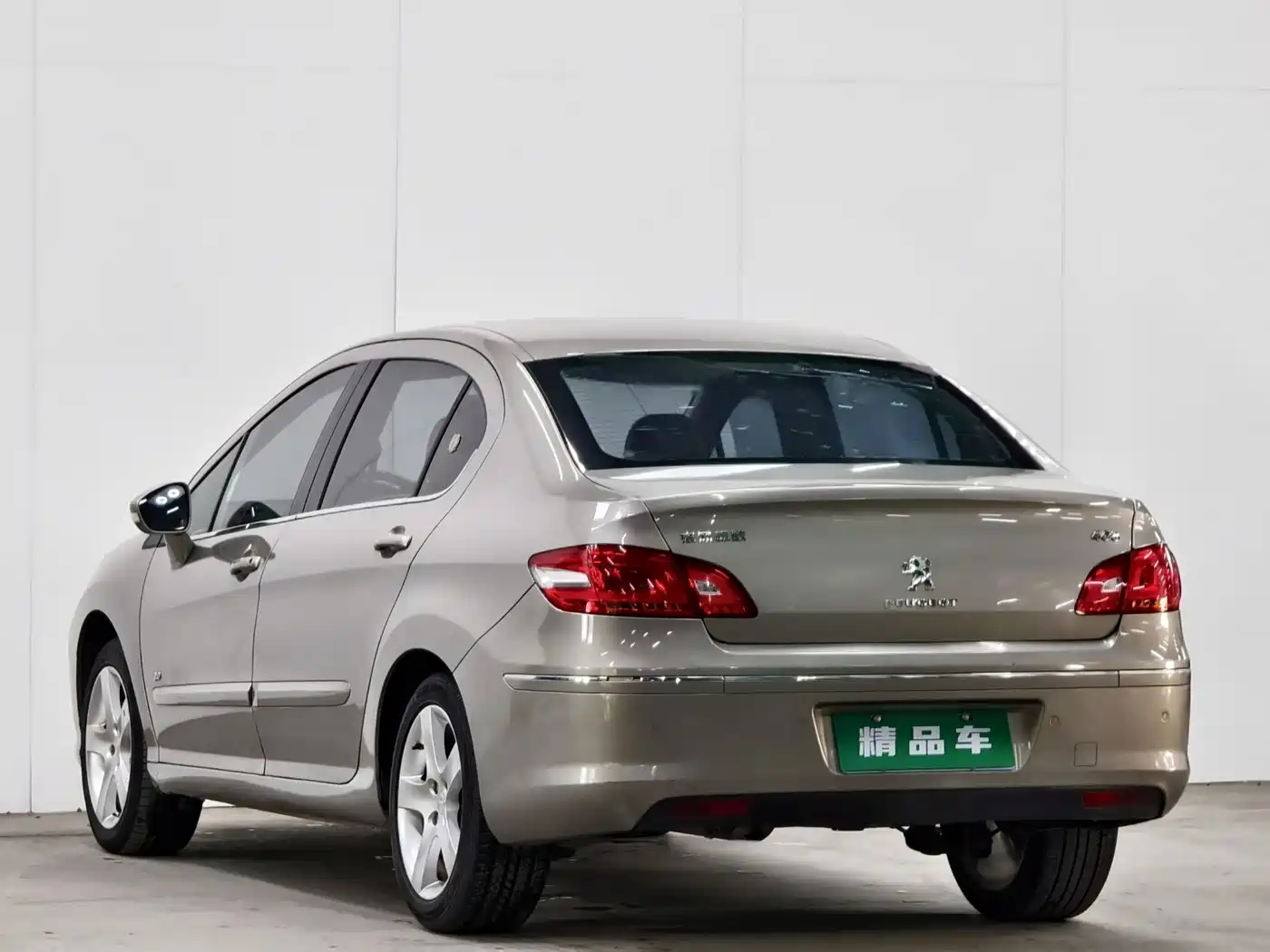 Peugeot 408 2013 1.6L Manual Comfort Edition фото 6
