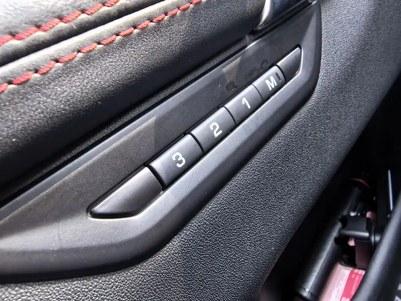 LAND ROVER DISCOVER SPORTS