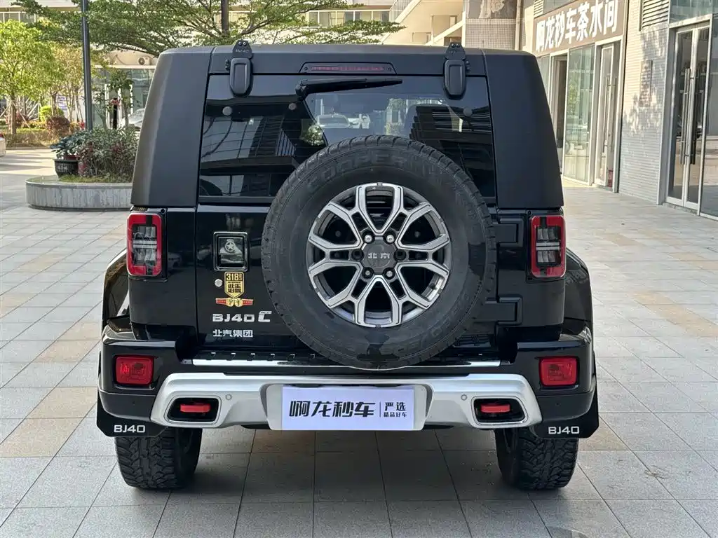 BAIC ORV Beijing Offroad BJ40 2023 2.0T Auto 4WD Urban Hunter Knight Edition фото 9