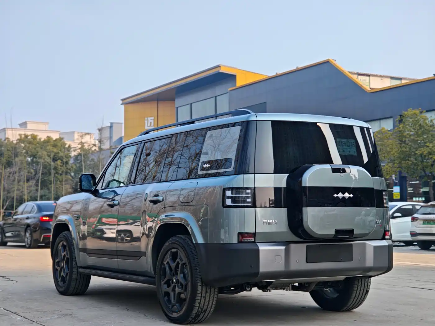 Fang Cheng Bao Titanium 7 2026 2025 AWD Base Model
