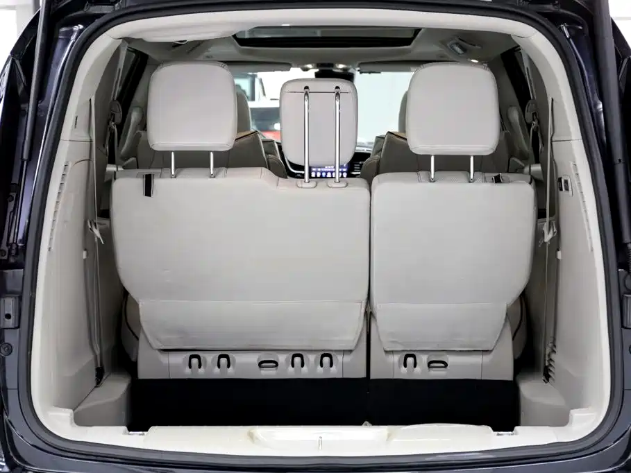 Chrysler Grand Voyager (Import) 2019 2017 3.6L Premium Edition