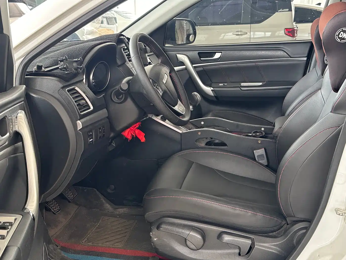 Haval M6 2019 1.5T Manual 2WD Elite Type China V фото 3