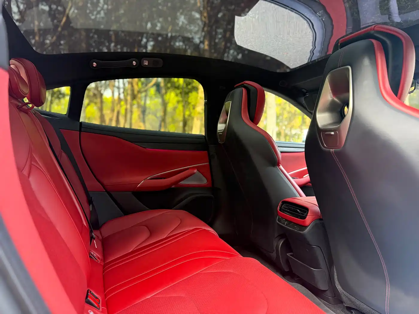 XIAOMI CAR XIAOMI SU7