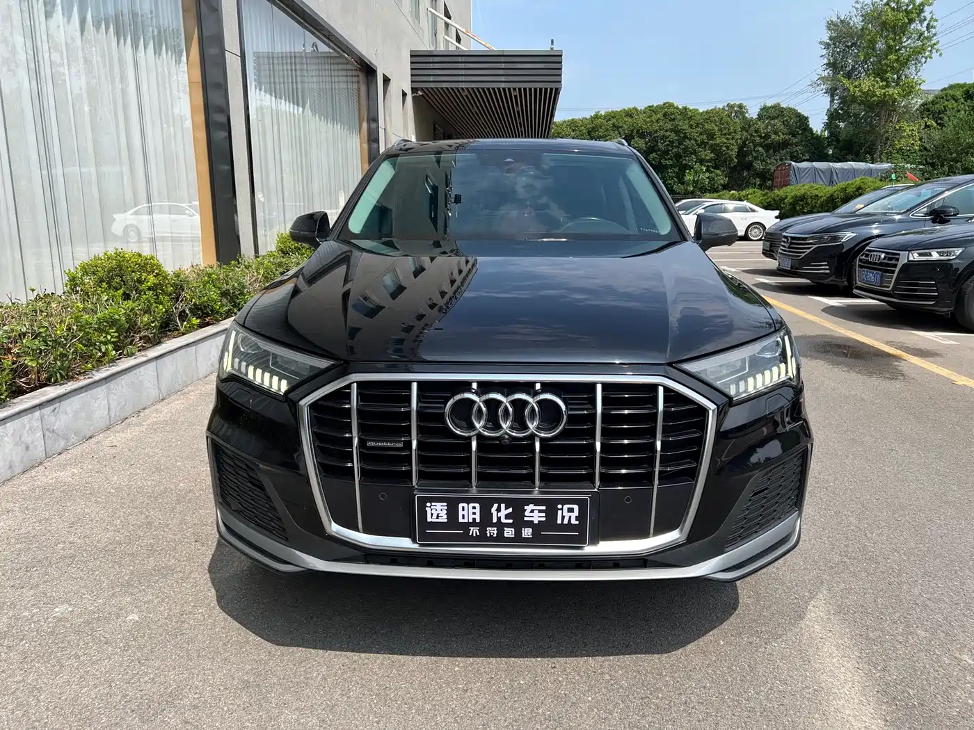 Фото 2 - Audi Q7
