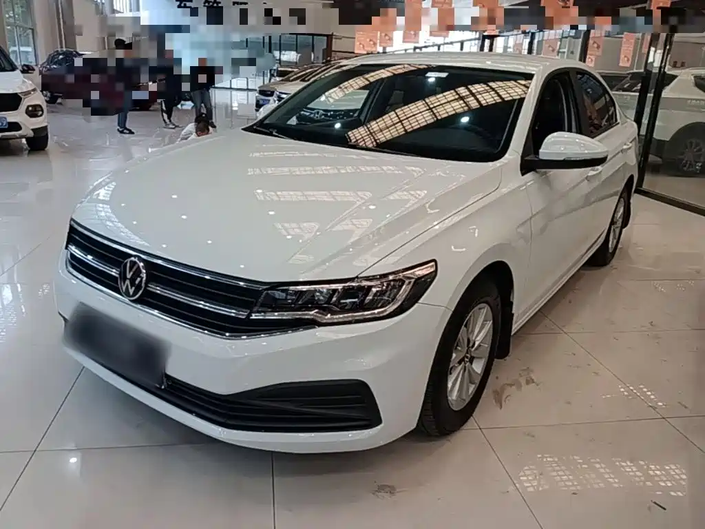 Фото 1 - Volkswagen Bora