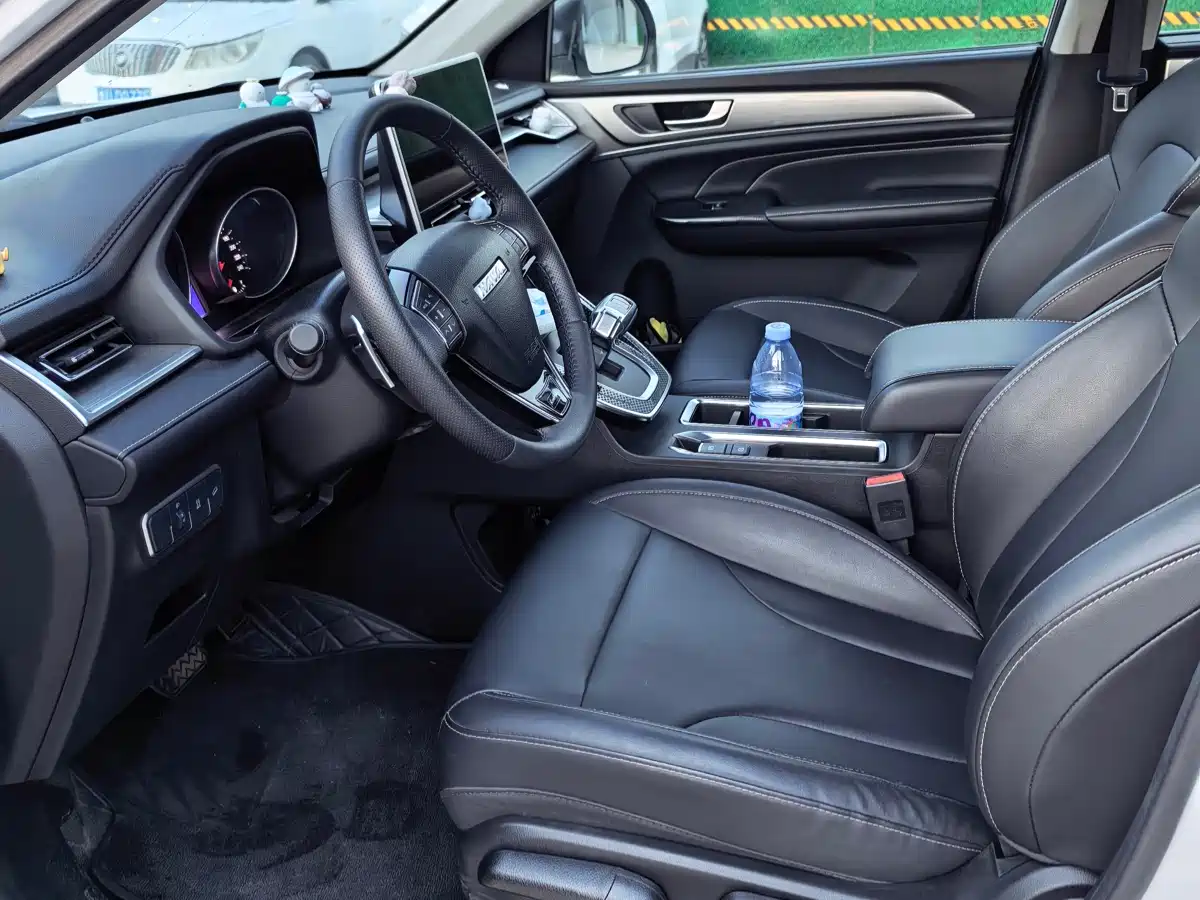 Haval M6 2021 PLUS 1.5T DCT Luxury Smart Connect фото 9
