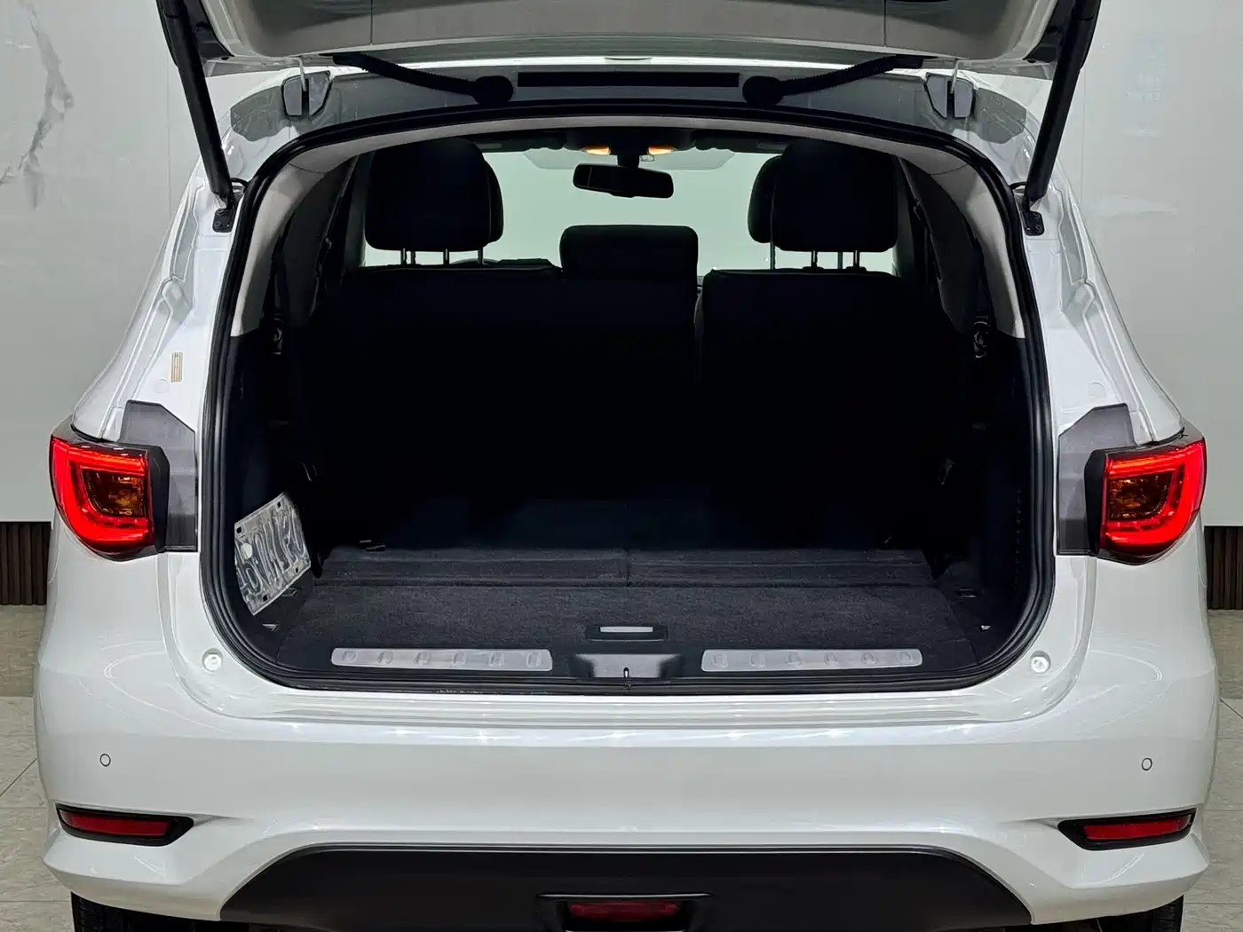 Infiniti QX60 (Import) 2020 2020 2.5 S/C Hybrid 2WD Excellence Edition