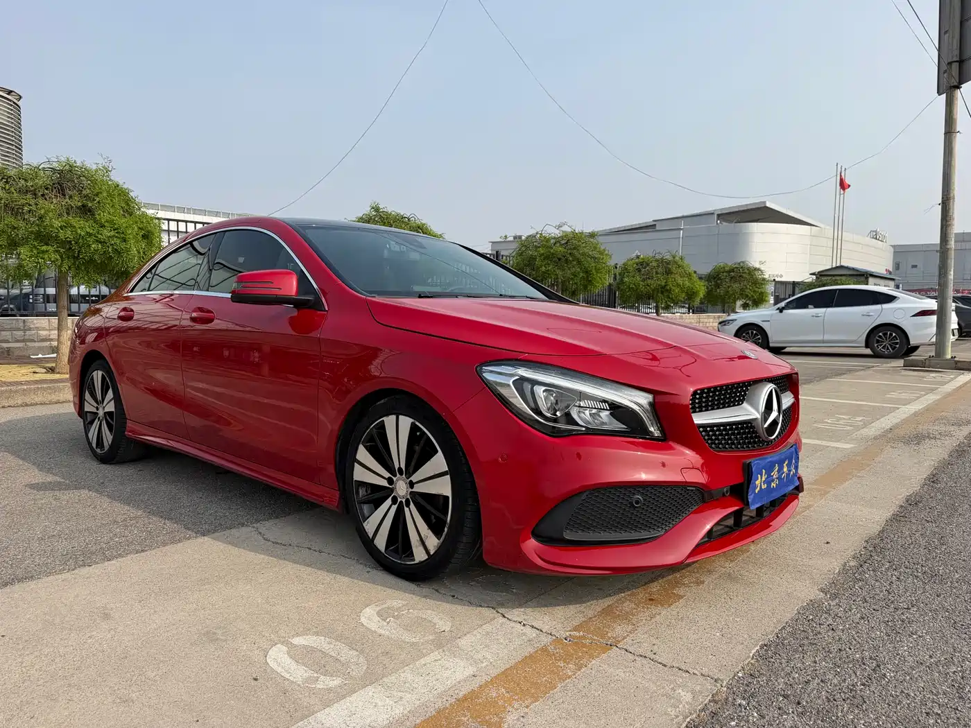 Mercedes-Benz CLA (Import) 2016 CLA 200 Fashion фото 3
