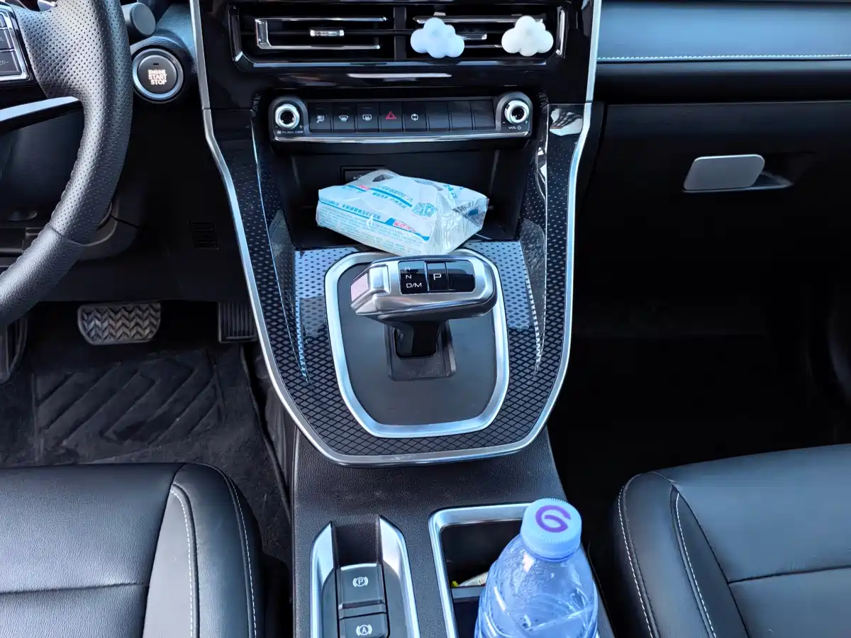Haval M6 2021 PLUS 1.5T DCT Luxury Smart Connect фото 12