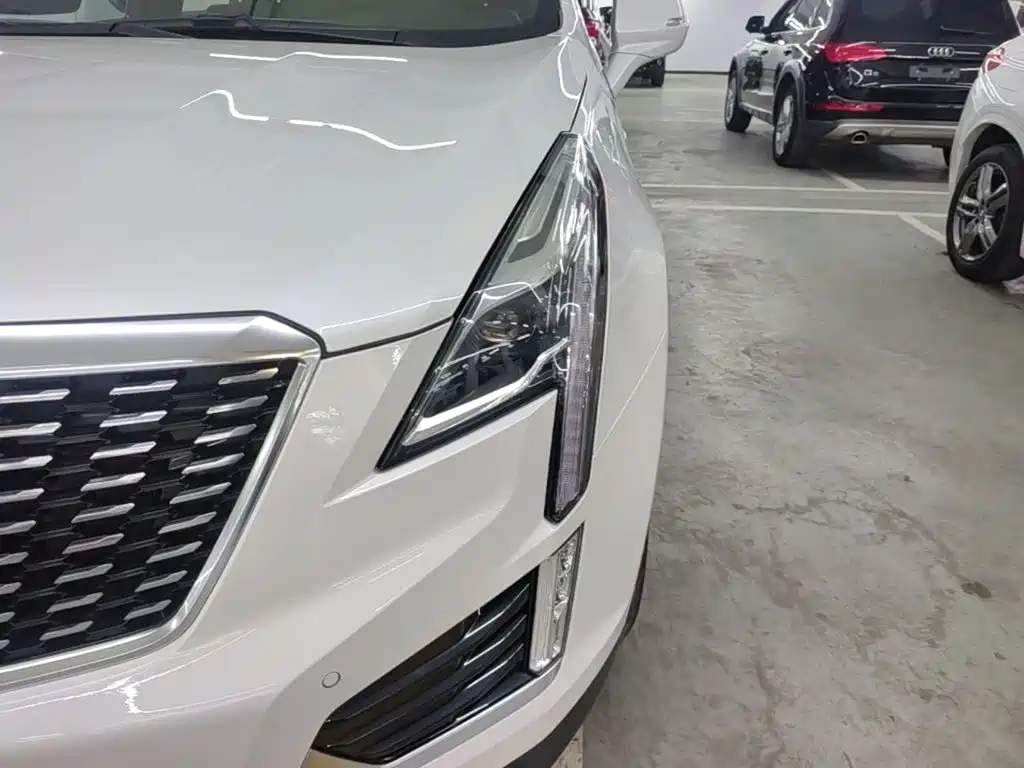 Cadillac XT5 2023 2022 2.0T 2WD Luxury